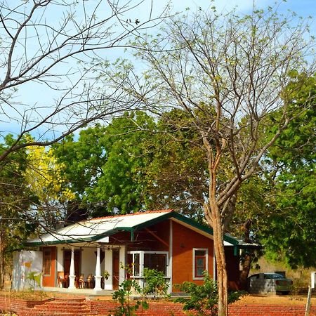 Pelican View Cottages กตรคาม ภายนอก รูปภาพ